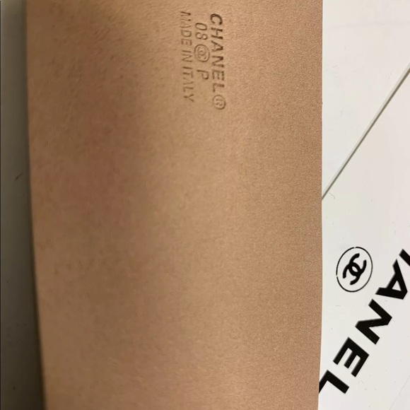 CHANEL 08P RARE ⭐️ Leather Belt Cream Off White Ivory Gold CC Huge Y2K Big Logo - Picture 9 of 16